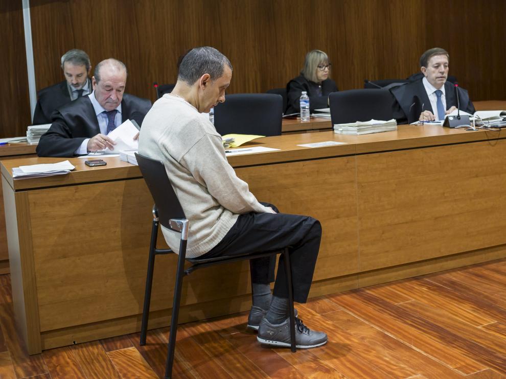 El acusado, Salvador Gázquez, conocerá el próximo lunes el veredicto del Jurado.