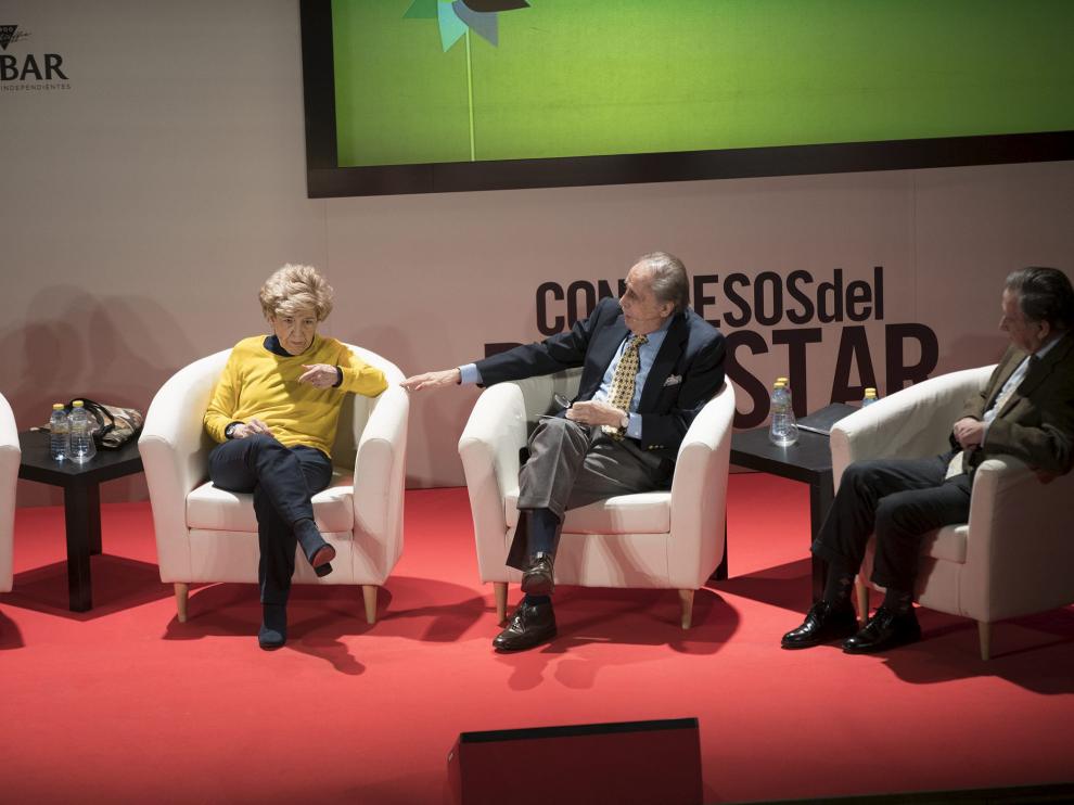 Pilar Urbano, Jaime Peñafiel y Enrique Rojas debatieron sobre el amor de la realeza.