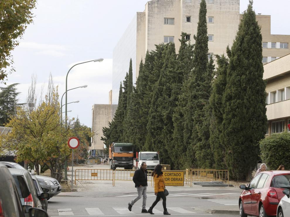 Obras de acondicionamiento en el paseo que se dedicará a las personas cuidadoras en Huesca