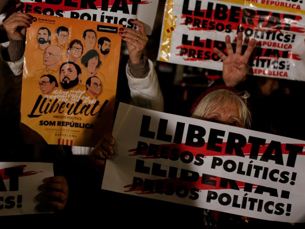 Imágenes de una protesta en favor de la liberta de los encarcelados el pasado 16 de noviembre.