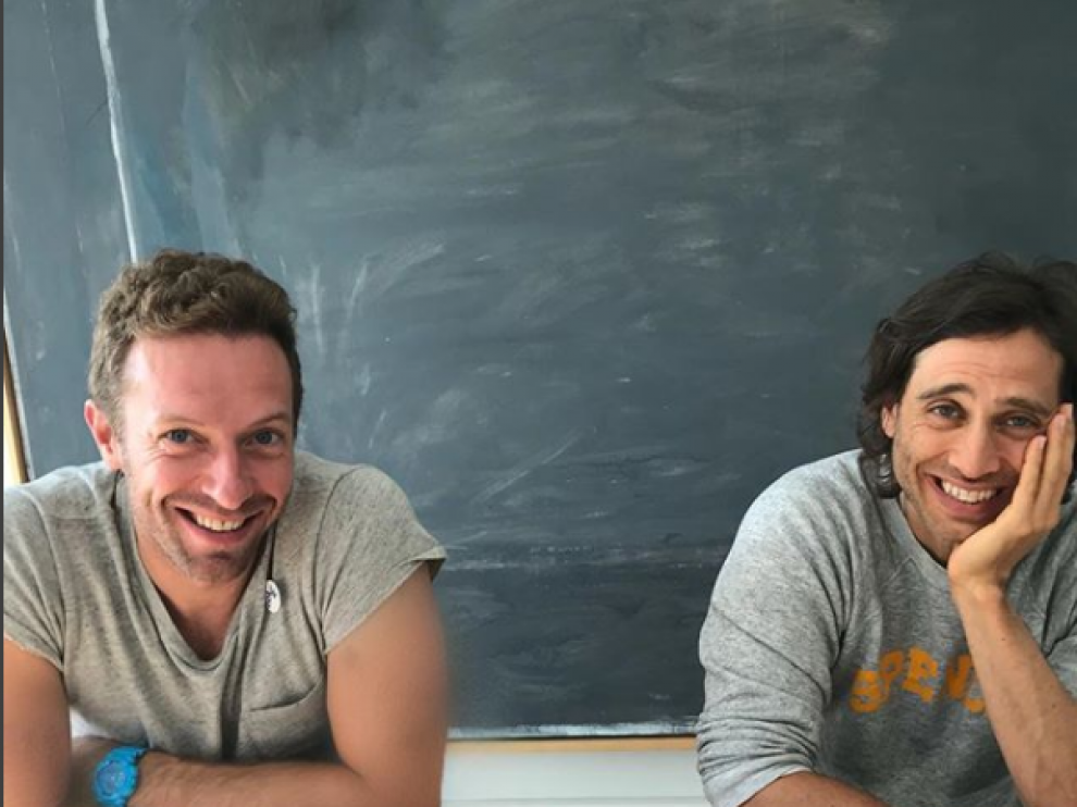 El exmarido, Chris Martin, y el prometido, Brad Falchuk, de Gwyneth Paltrow