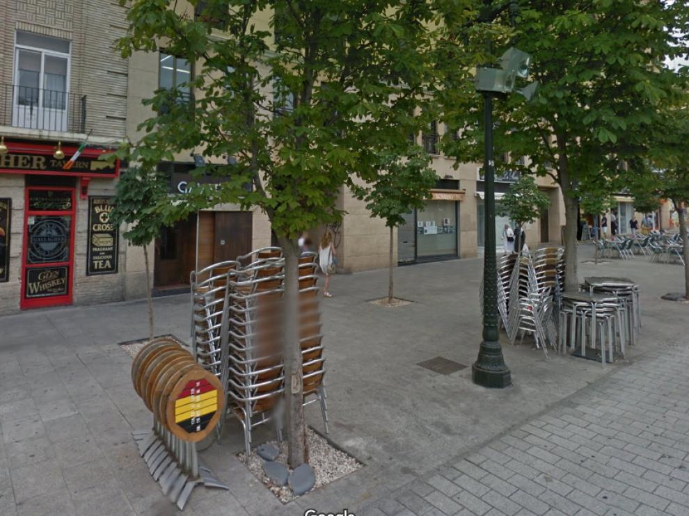 La trifulca se produjo en el interior del bar Gavara, ubicado junto a las Murallas Romanas de Zaragoza.