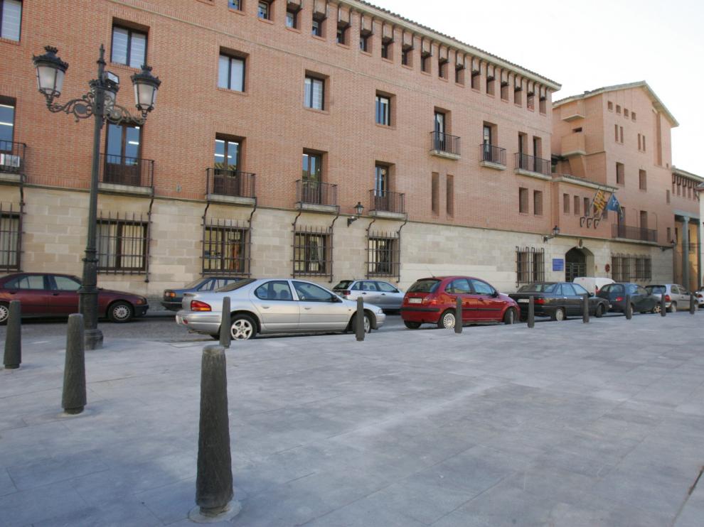 Imagen de archivo de uno de los edificios de la Universidad oscense.