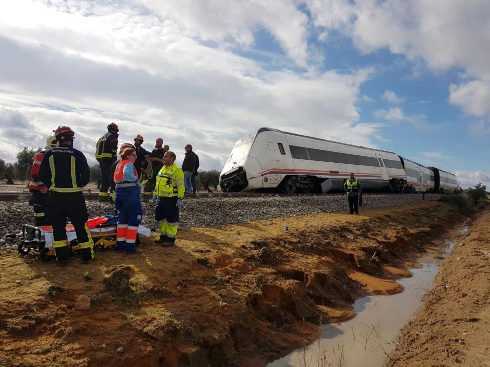 El accidente ocurrió en un lugar de difícil acceso por carretera.