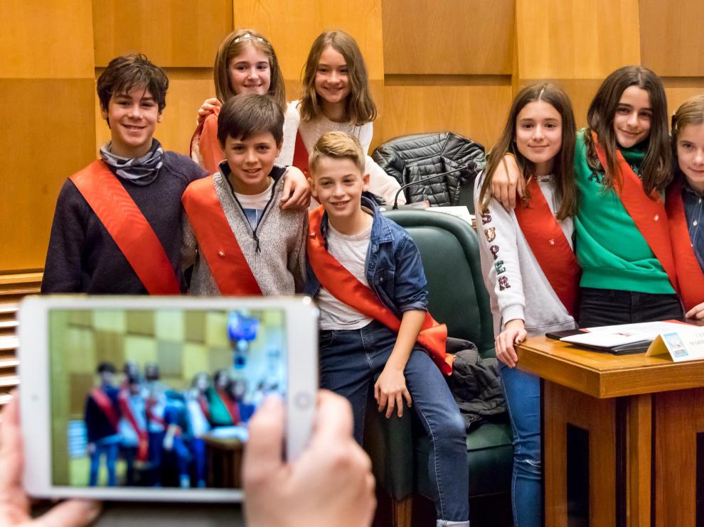 Pleno infantil en el Ayuntamiento de Zaragoza