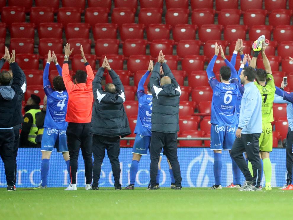 Los jugadores del Formentera celebran el pase a octavos de final