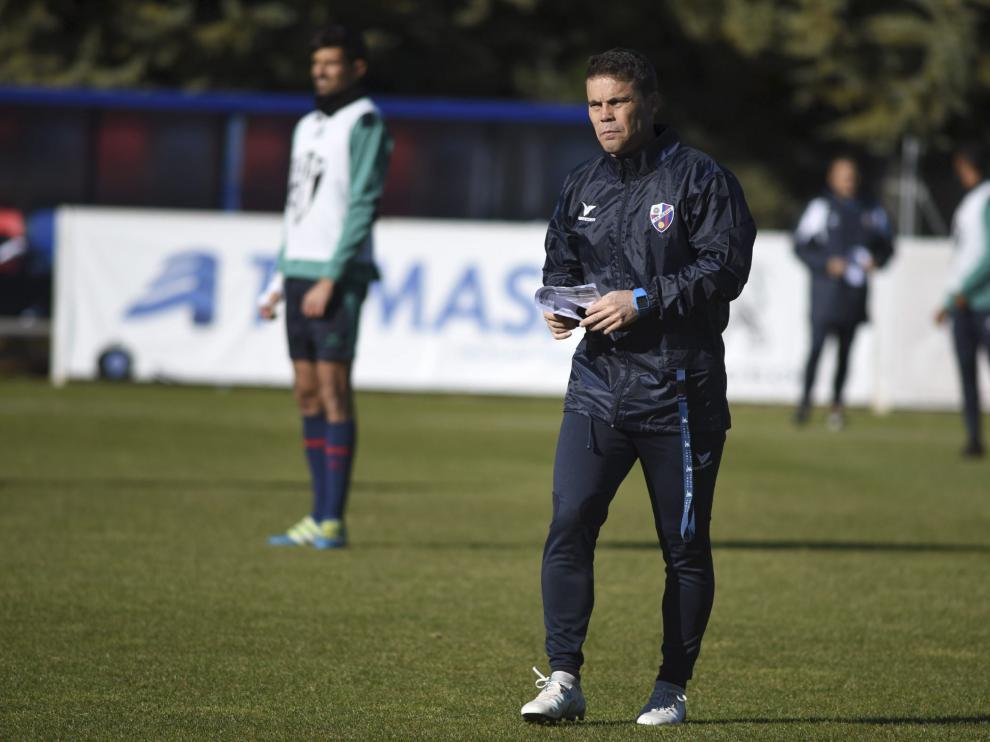 Joan Francesc Ferrer 'Rubi', durante el entrenamiento del pasado miércoles en el IES Pirámide.