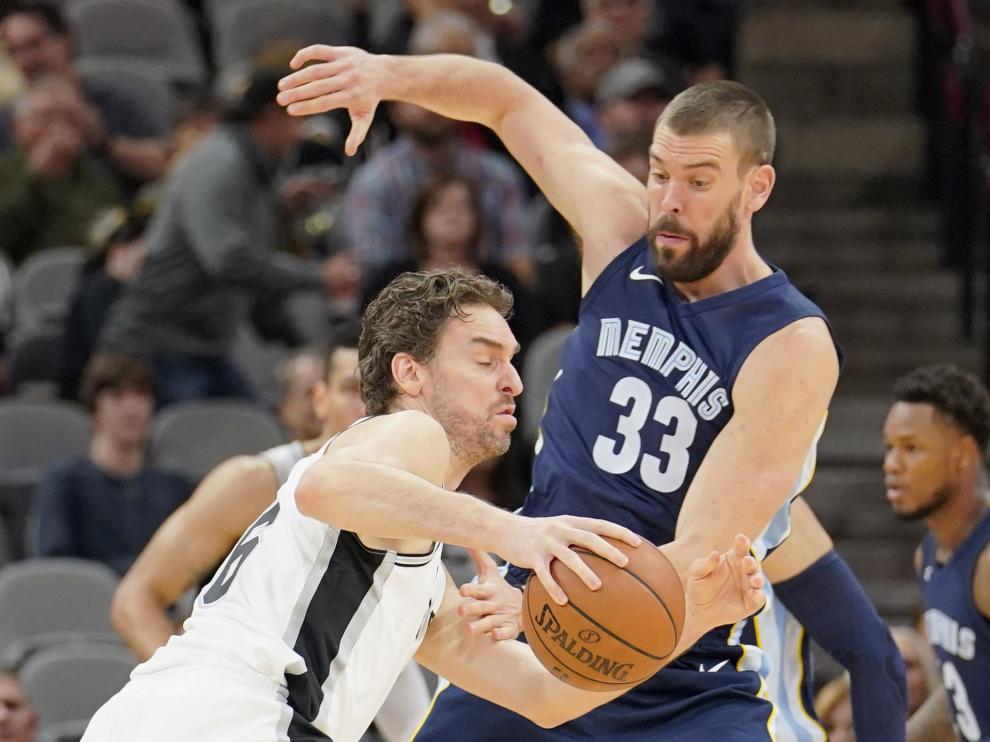 Marc defiende a su hermano Pau.