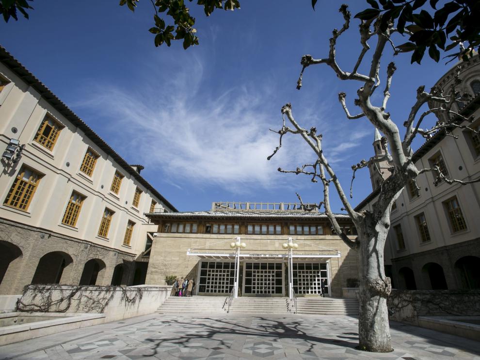 Vista del Edificio Pignatelli, sede del Gobierno de Aragón.