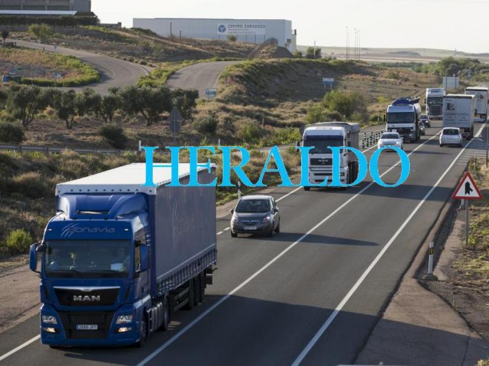 Sigue adelante la huelga del transporte de mercancías en Zaragoza