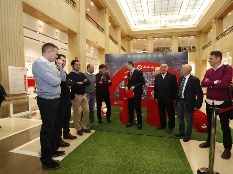 Aguado, Aragón, Loreto, Garitano, Vitaller, Alfonso Sánchez (Banco Santander), Canario, Juan Señor y Clos Gómez, este lunes en la presentación.