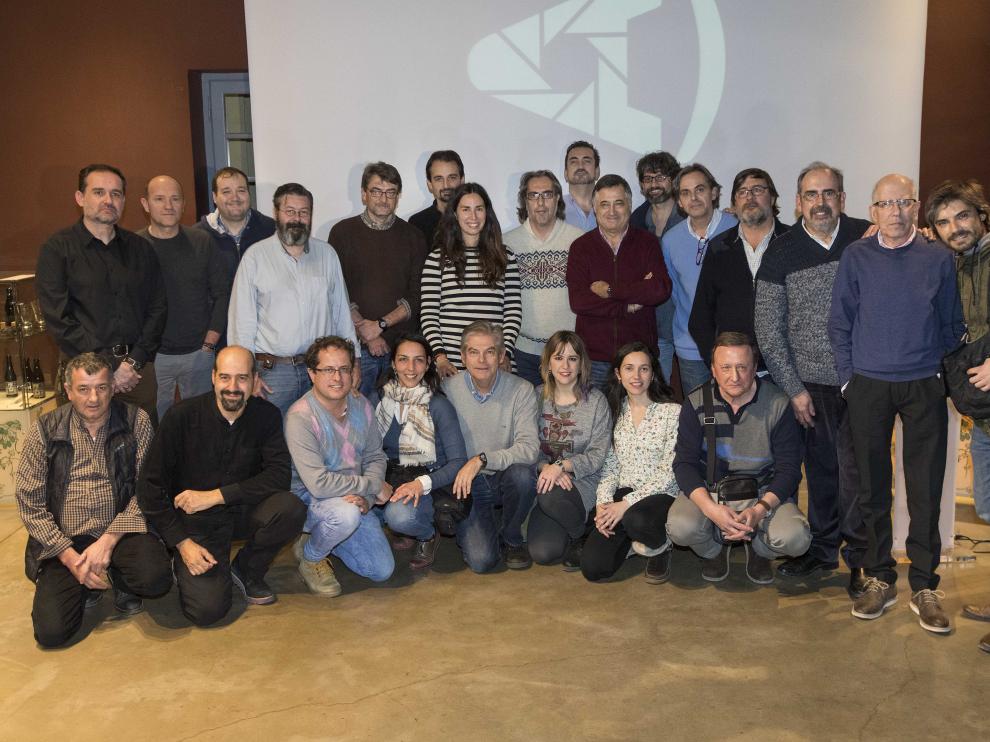 Foto de familia realizada al finalizar el acto de presentación.