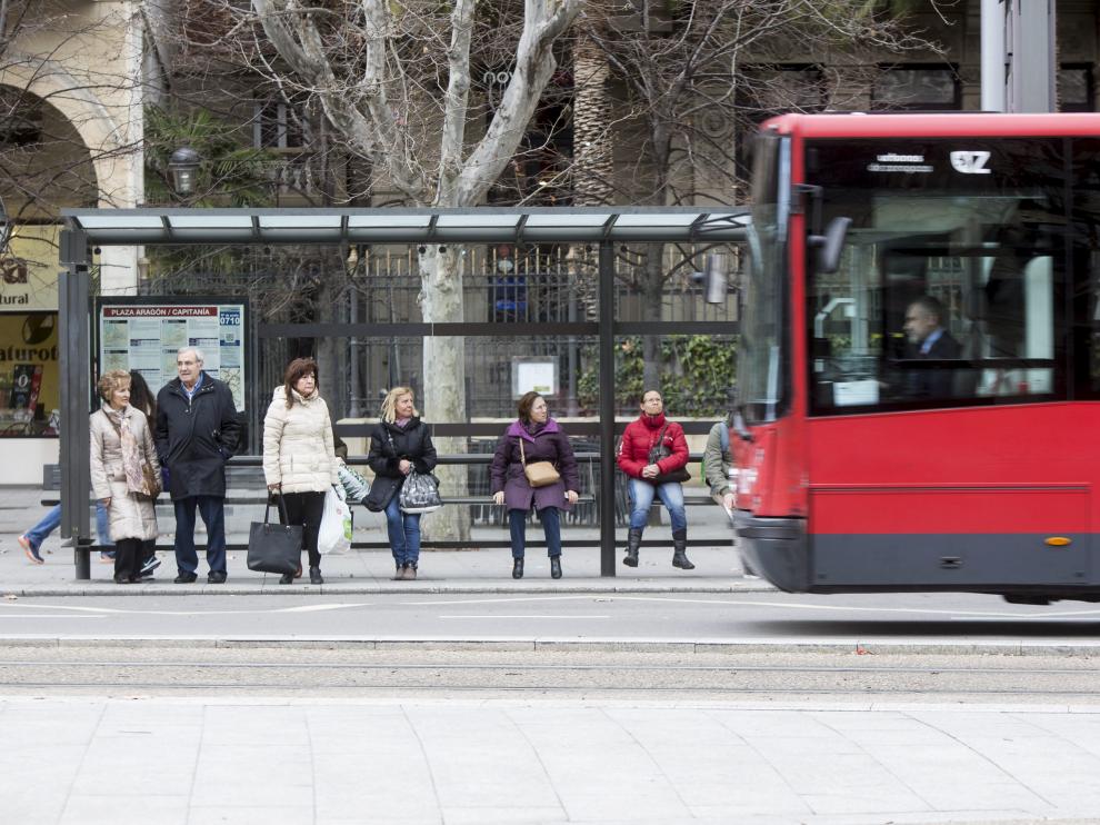 El transporte público es el problema principal de la ciudad para el 9'9% de los encuestados.