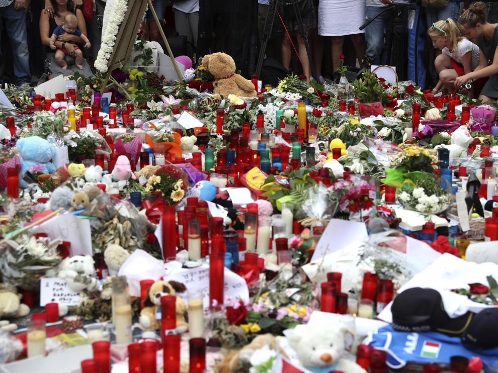 Homenaje a las víctimas del atentado de Las Ramblas