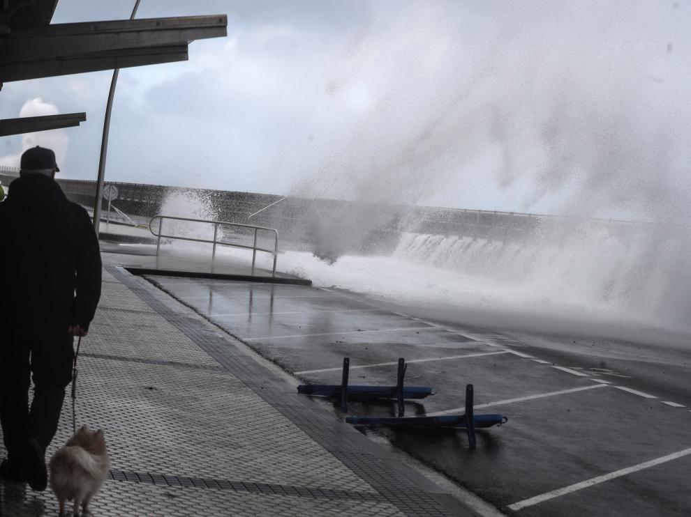 San Sebastián durante el paso del temporal Bruno