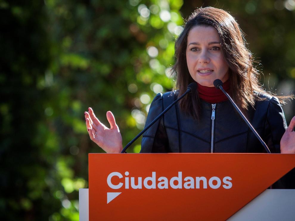 Arrimadas considera "clave" presidir el Parlamento catalán