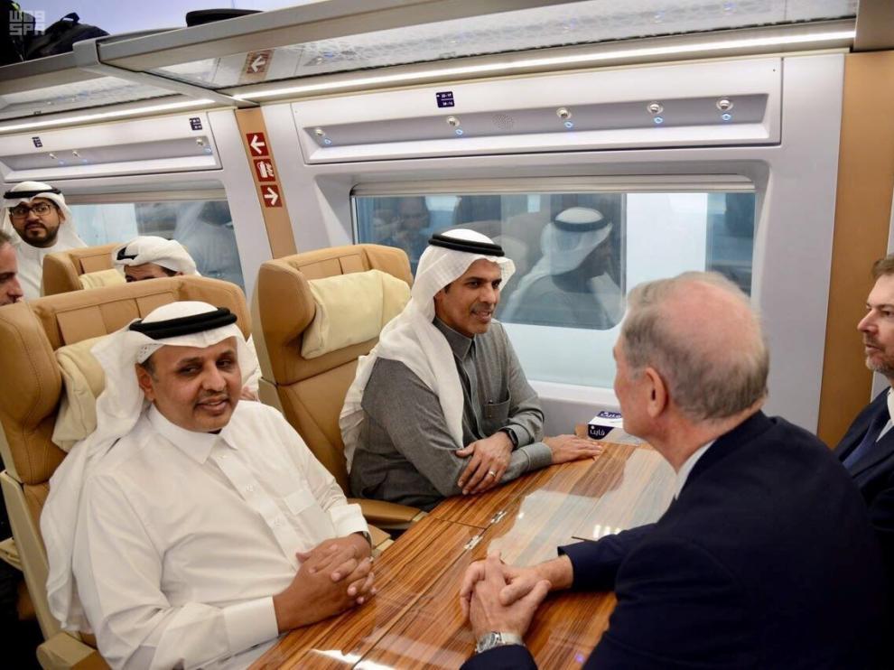 El tren de alta velocidad Medina-La Meca realiza su primer viaje oficial