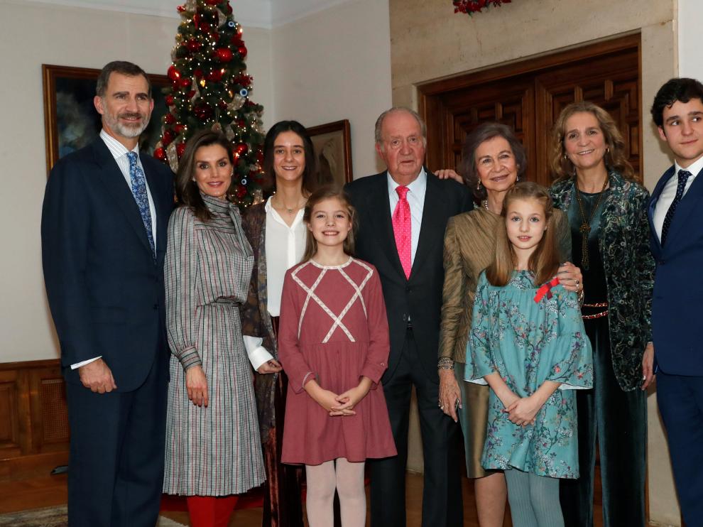 Foto familiar en la celebración de este viernes con motivo del cumpleaños de don Juan Carlos.