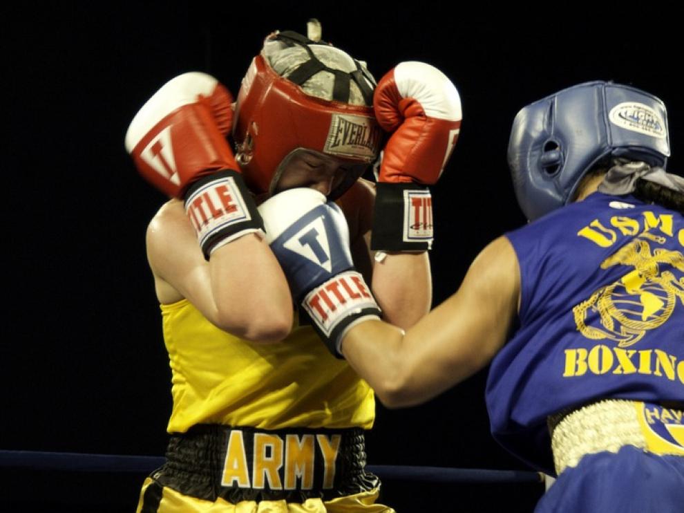 La Federación de Boxeo de Castilla y León ha presentado denuncia contra uno de sus entrenadores, I.M.G, por supuestos abusos sexuales sobre al menos dos alumnas de 18 y 17 años y mandar WhatsApp d