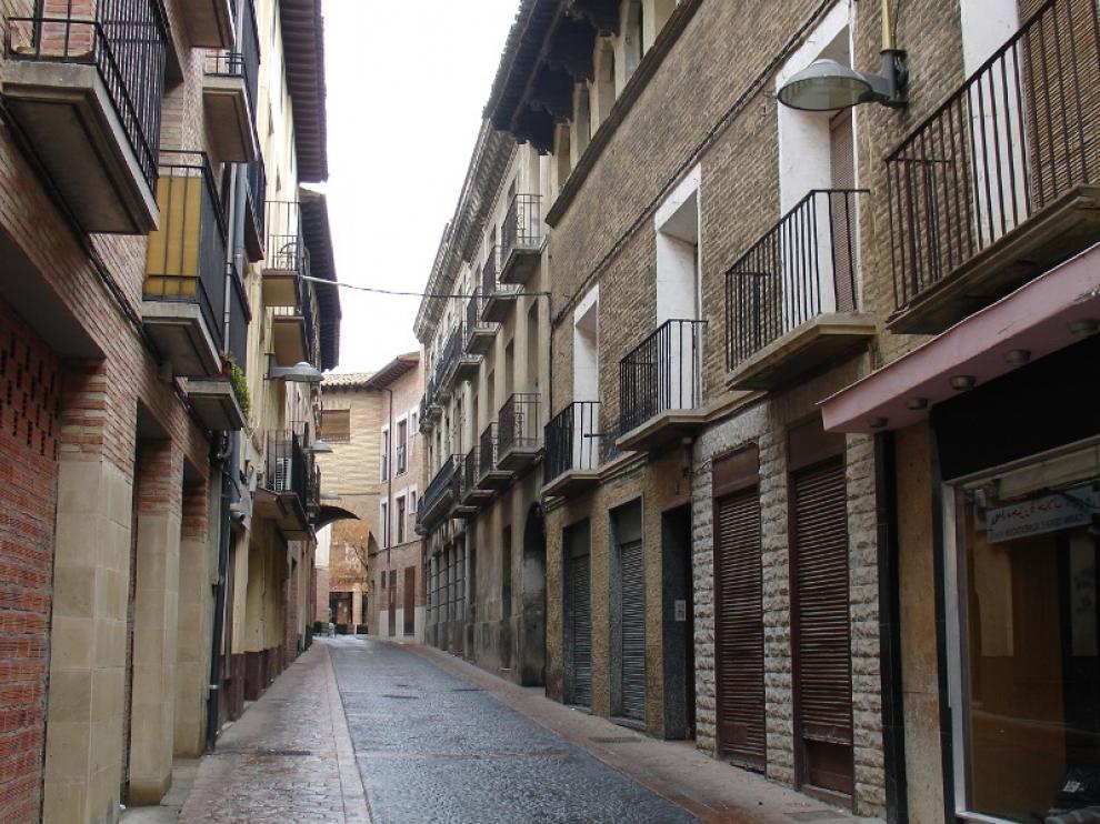 El historiador ejeano José Luis Jericó realizará este domingo, a las 16.00, una visita guiada por el itinerario del Voto. En la imagen, la calle Mediavilla.