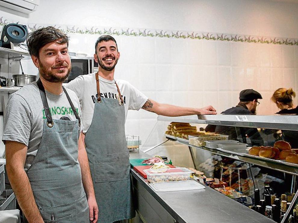 Raúl Posac y Pablo Soler, en La pollería de San Pablo.