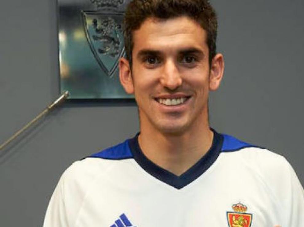 Jesús Alfaro, el pasado miércoles tras firmar con el Real Zaragoza.