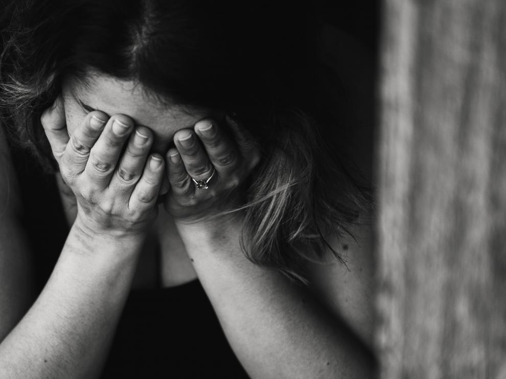 La ansiedad es el estado de alerta que se produce ante el temor de que algo malo suceda y puede provocar serias consecuencias a quienes la padecen.