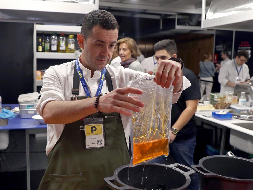 Ricard Camarena durante su ponencia sobre salsas en Madrid Fusión.