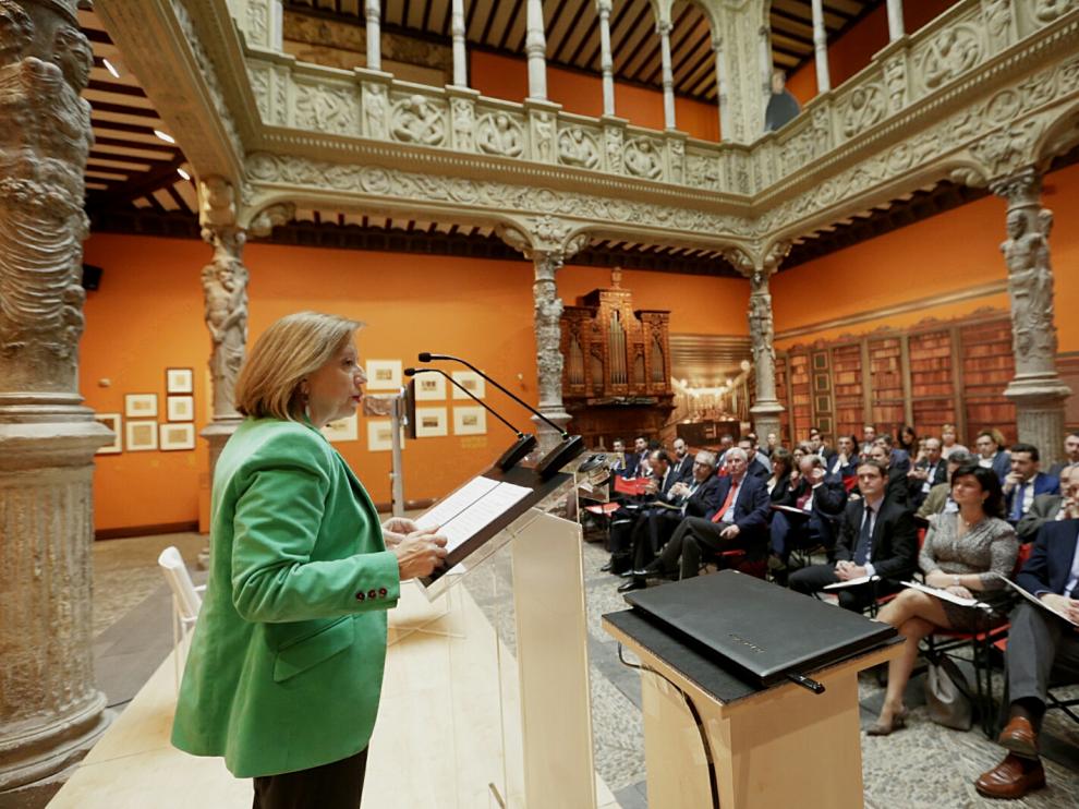 Marisa Poncela en un momento de su conferencia en Ibercaja.