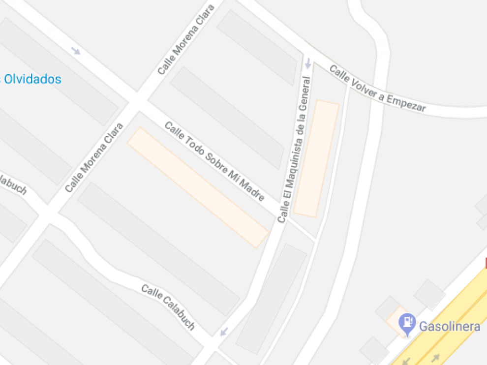 Calle Maquinista de la General con la calle Todo sobre mi Madre, lugar donde se ha producido la colisión