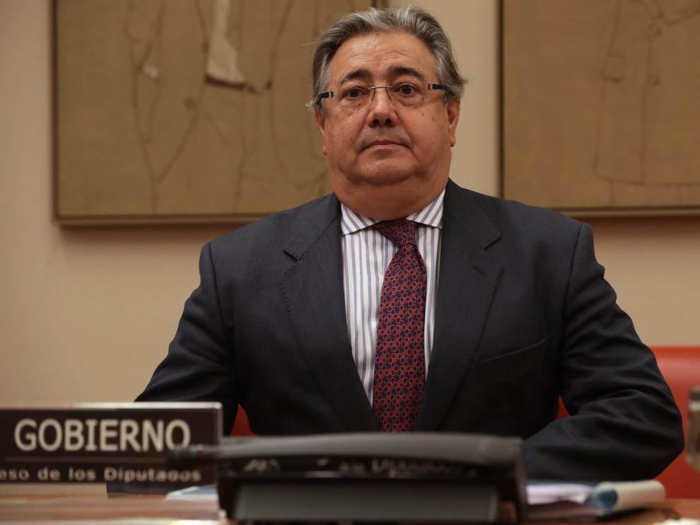 Juan Ignacio Zoido asegura que su cargo "está a disposición del presidente".