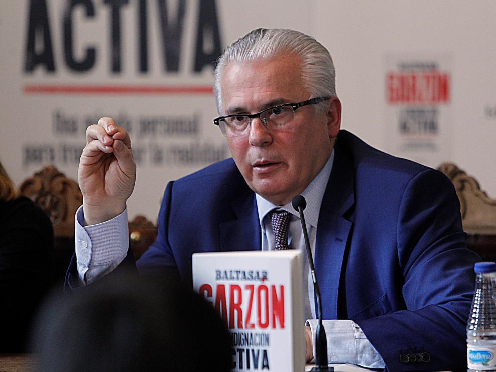 Baltasar Garzón durante la presentación de su nuevo libro, 'La Indignación Activa'