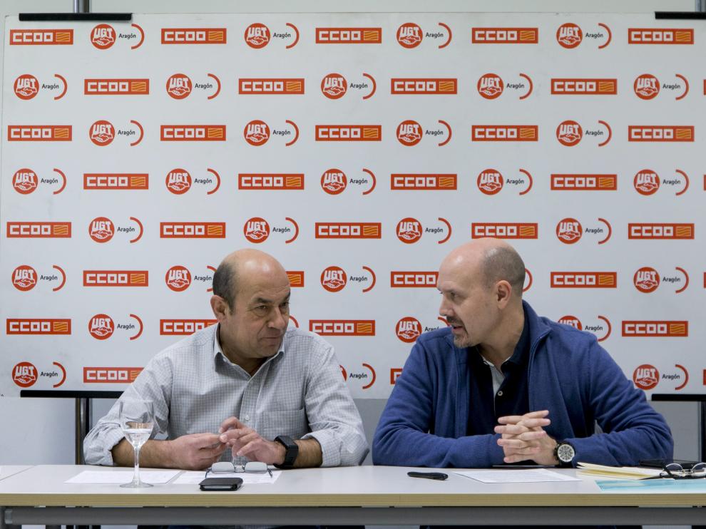 Imagen de archivo de los secretarios generales de UGT y de CC. OO. Aragón, Daniel Alastuey y Manuel Pina
