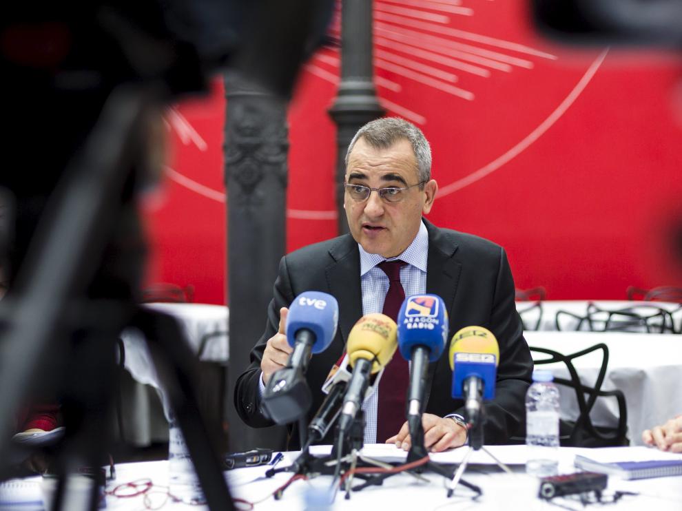 Luis Miguel García Vinuesa, vicerrector de Política Científica, durante la presentación del balance de 2017