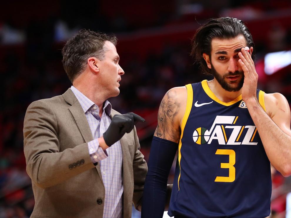 Ricky Rubio sufrió un golpe.