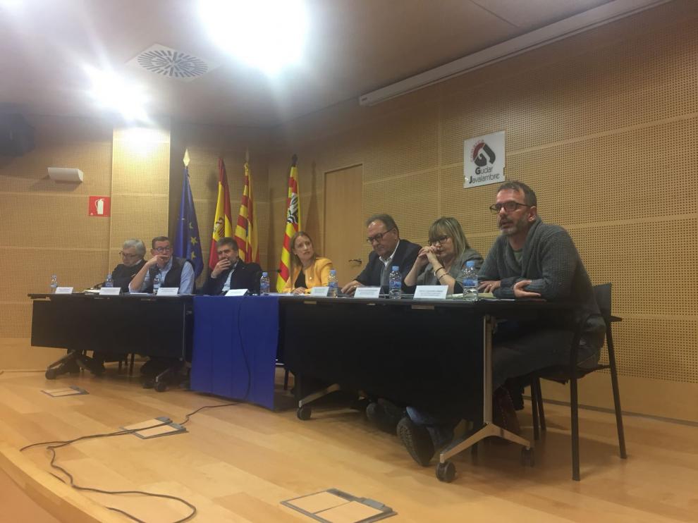 La delegación del Senado se reunió con alcaldes y empresarios en Mora de Rubielos.