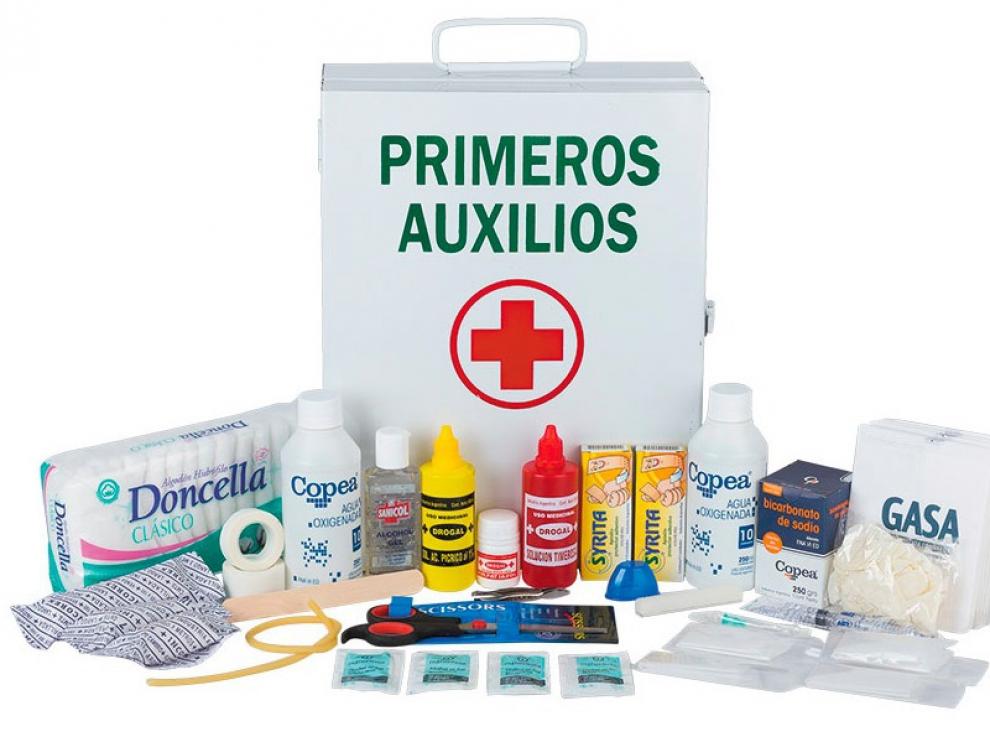 No faltaba el agua oxigenada entre los imprescindibles de todo botiquín