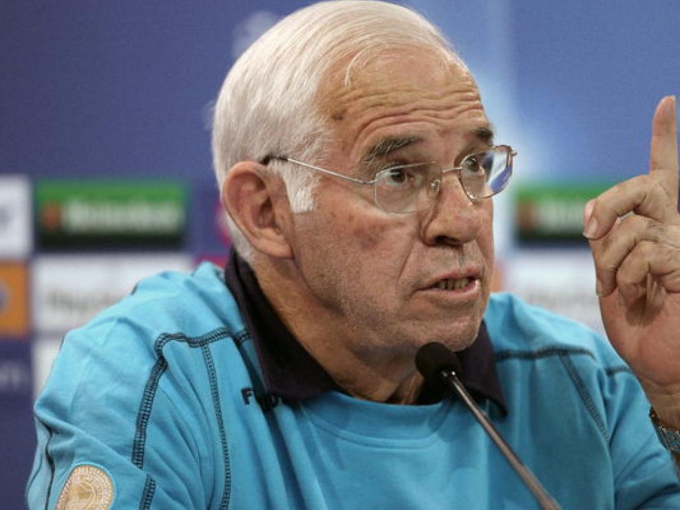 Luis Aragonés durante una rueda de prensa