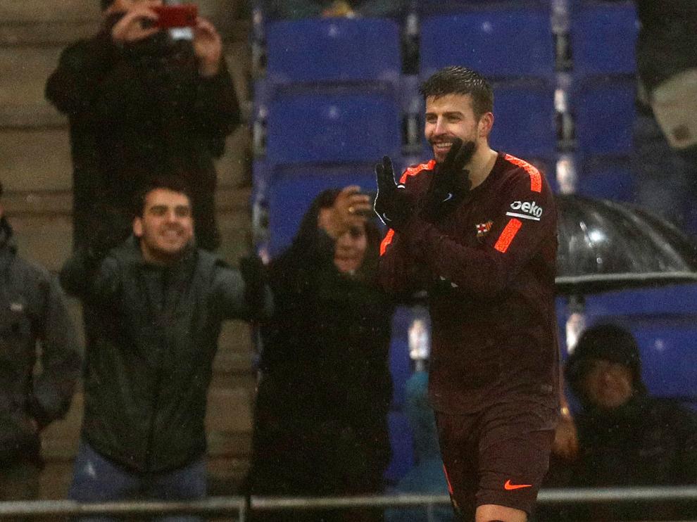 Piqué después de marcar su gol contra el Espanyol