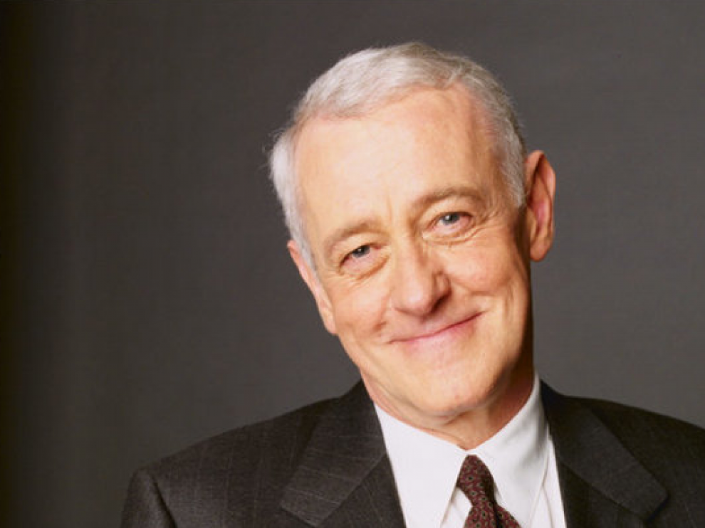 ¿Cuánto mide John Mahoney? _fraiser_59f0101f