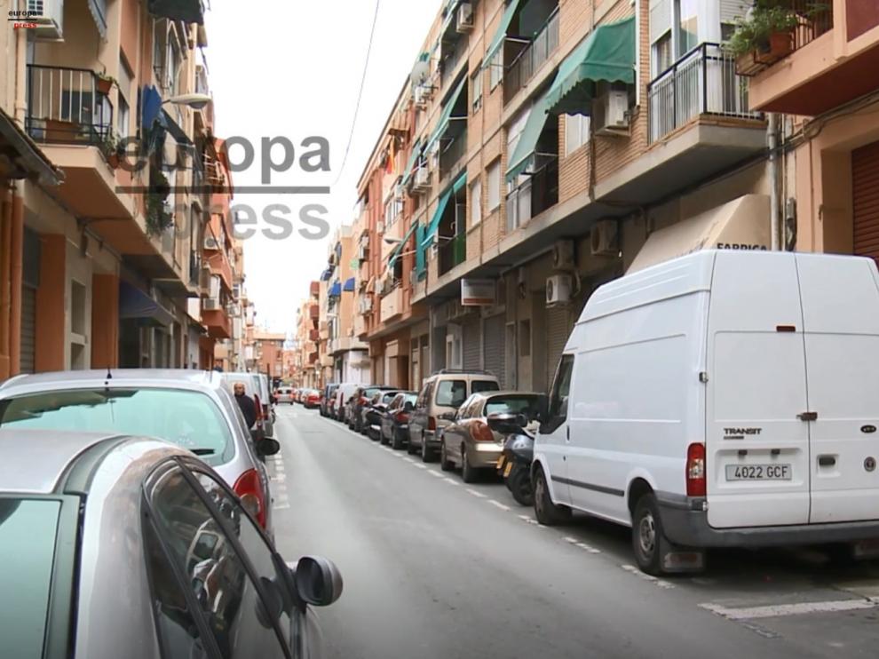 Una captura del vídeo de Europa Press que muestra la vivienda alicantina donde ha tenido lugar el suceso.