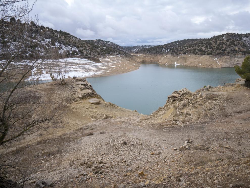 Las últimas nevadas no han mejorado el nivel del pantano del Arquillo.