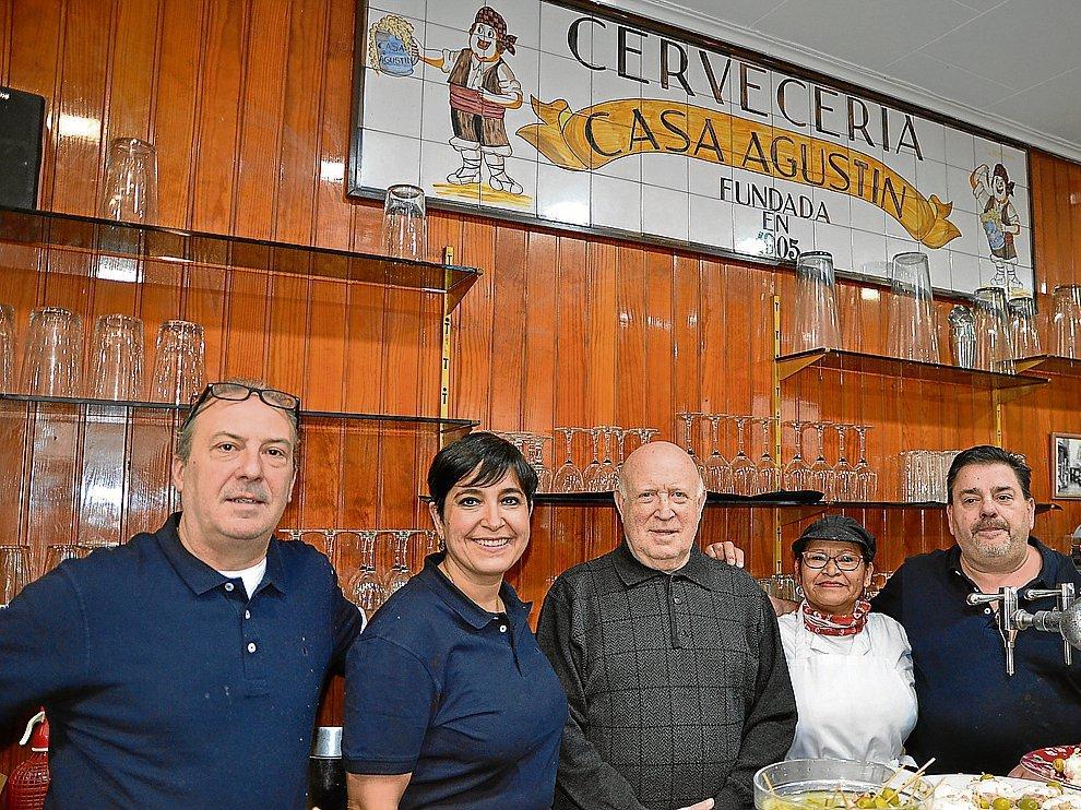 Arturo Gálvez, María José Sebastián, Agustín Asso 'Cachi', Imelda Fernández y Eduardo Casamián.