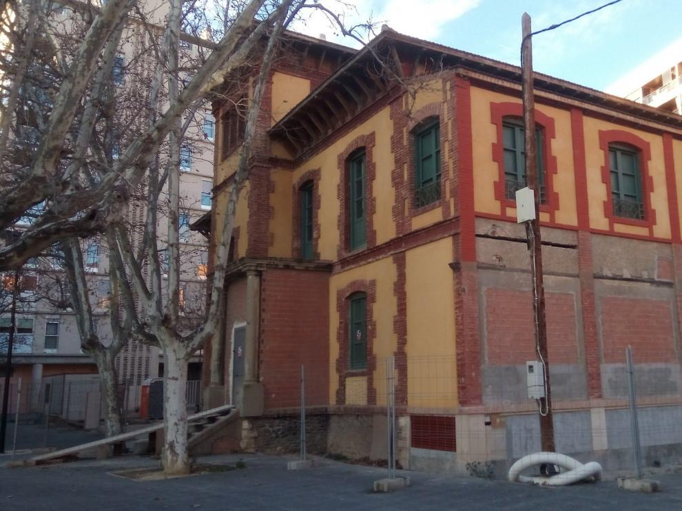 La Casa del Director de la Azucarera, cerrada y sin uso.