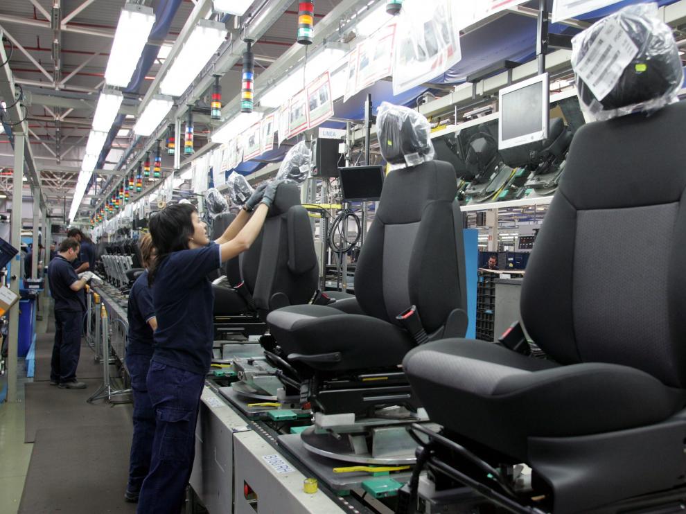 Adient (la antigua Johnson Controls) fabrica asientos para automóviles en Pedrola