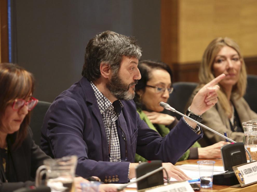 El portavoz del PP, Gerardo Oliván, durante el último pleno del Ayuntamiento de Huesca.