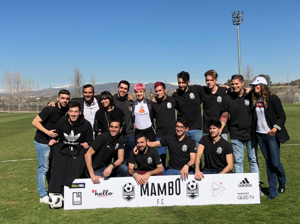 Arbeloa junto al resto de 'youtubers'.