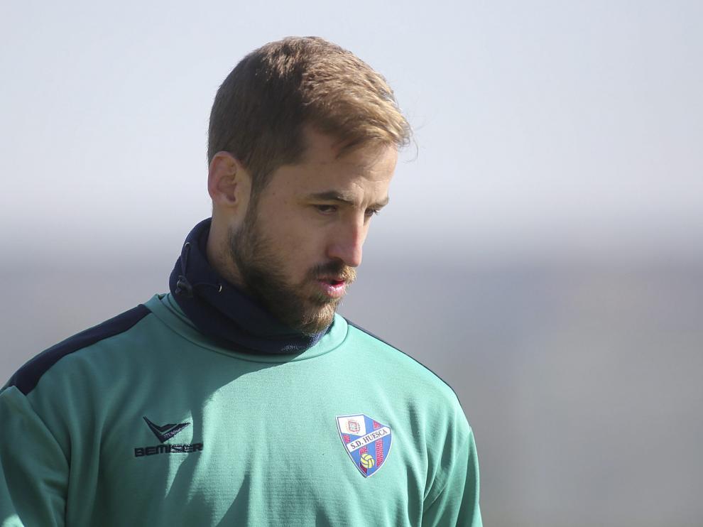Jorge Pulido durante el entrenamiento en el IFPE Montearagón.