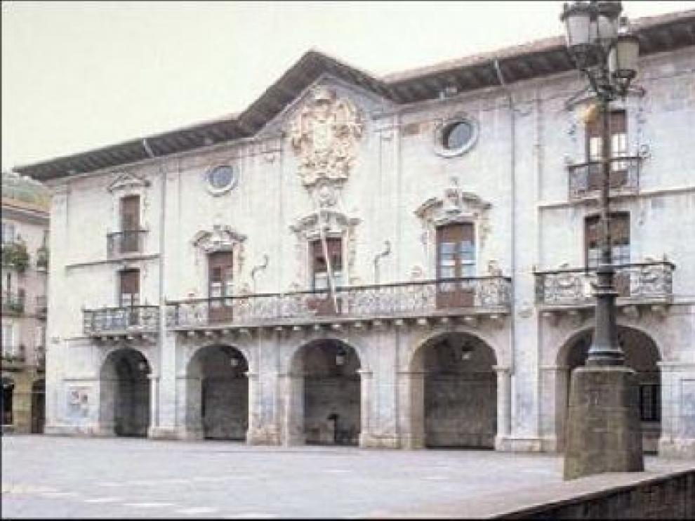 Fachada del Ayuntamiento de Arrasate