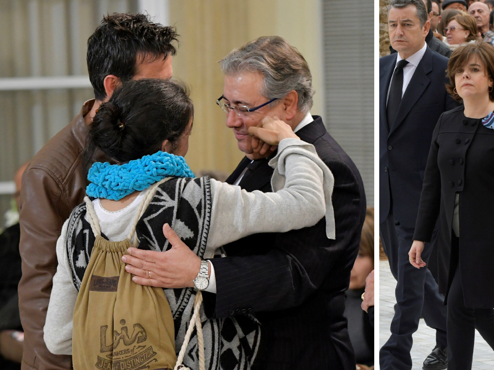 Zoido, junto a los padres de Gabriel y con la bufanda del pequeño.